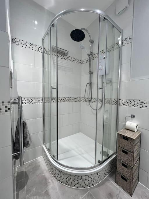 Bright, First Floor, One Bedroom Flat In Wimborne Wimborne Minster Eksteriør bilde
